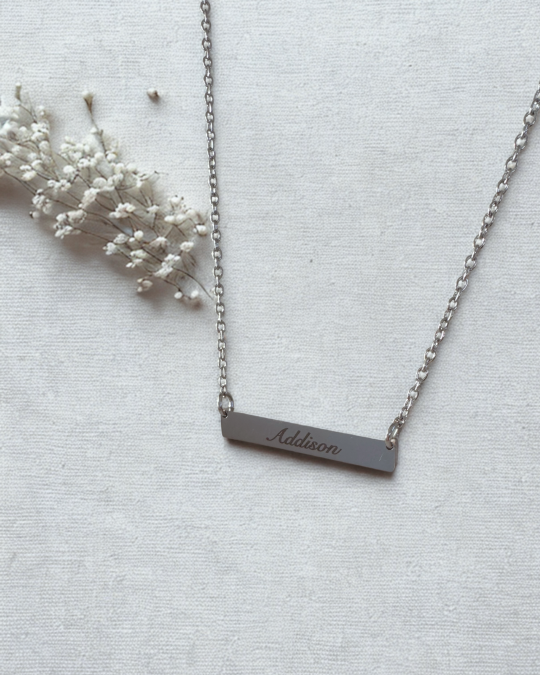The bar necklace