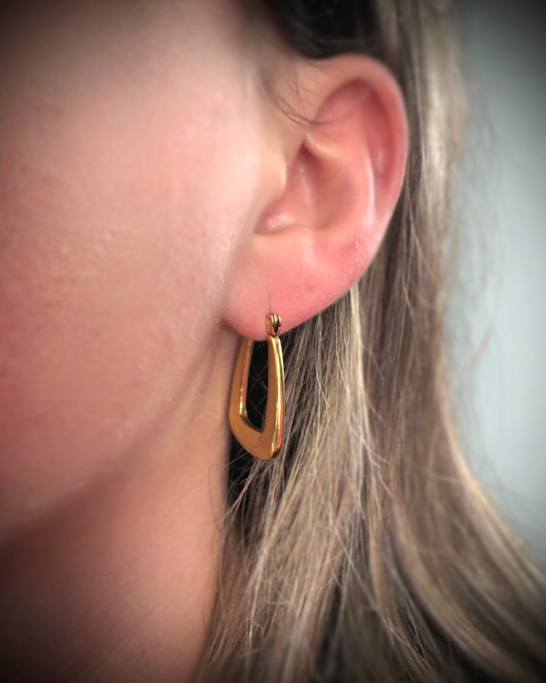 The Arch Earring